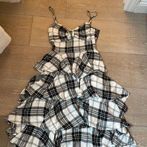 Q&A black and white dress